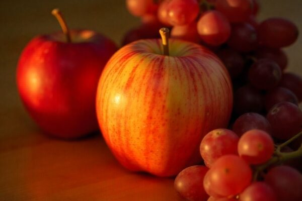 can you keep apple snear grapes