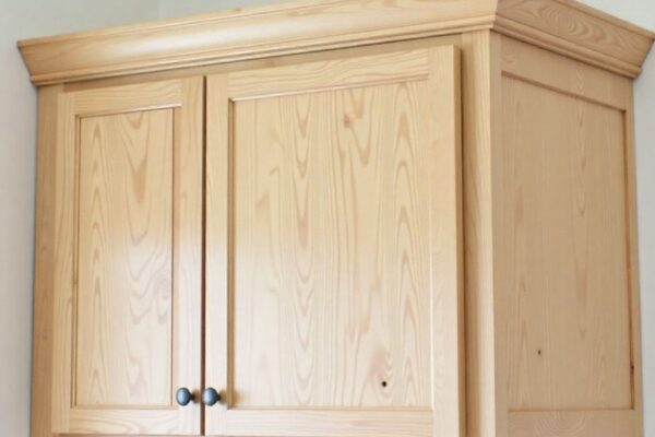 how to build cabinet doors