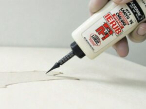 how long does hot glue take to dry