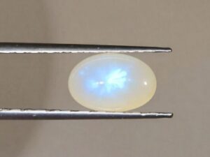 how to carve hole in moonstone